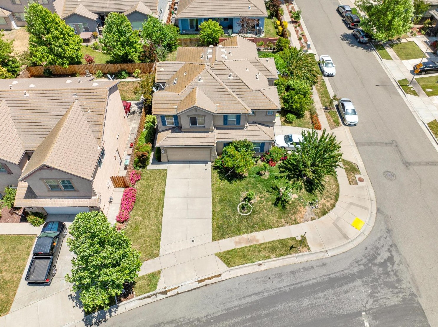 3355 Seymour Ct, West Sacramento CA  95691-5408 exterior