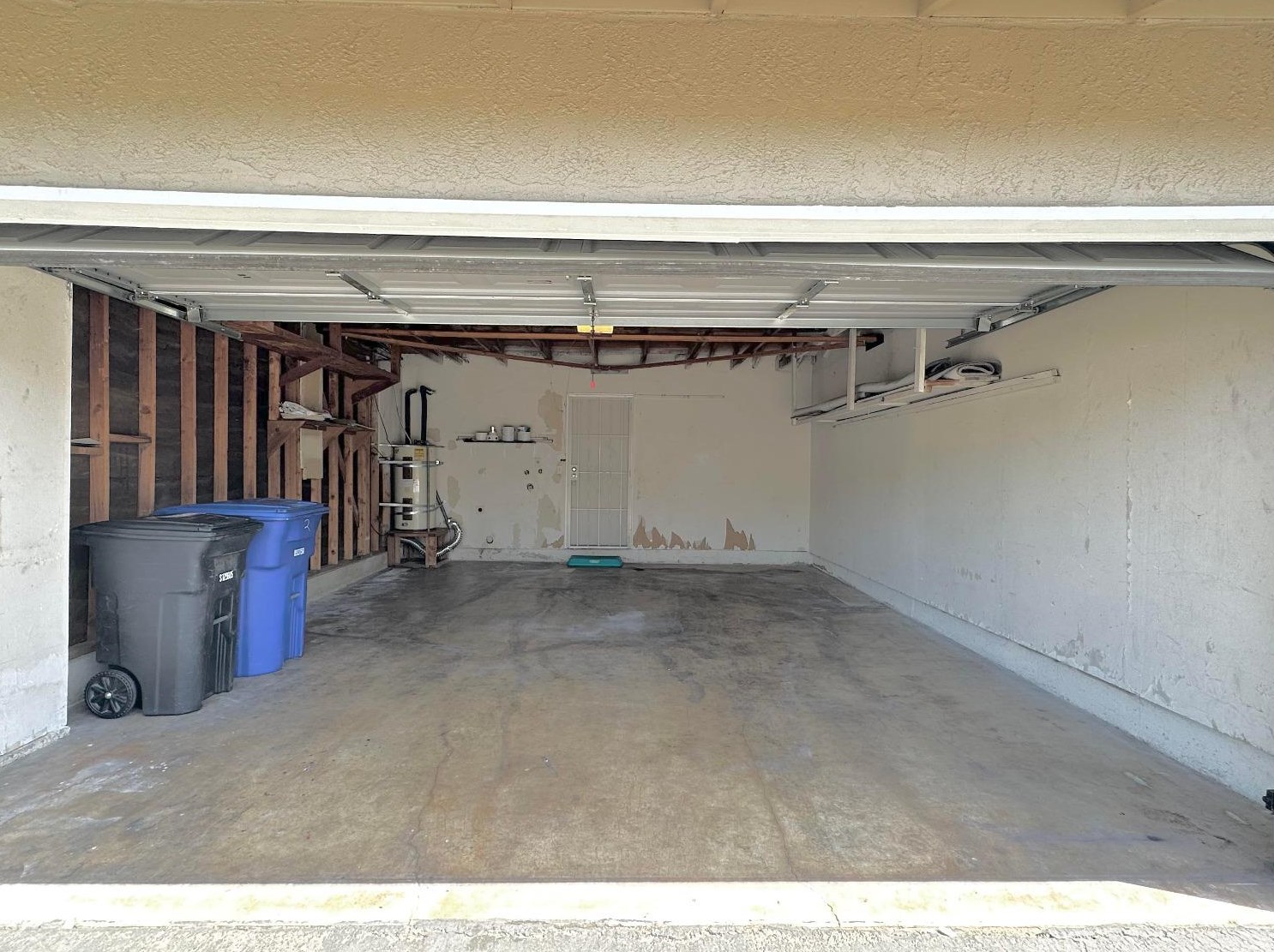 4000 Fara Biundo Dr, Modesto CA  95355-9560 exterior