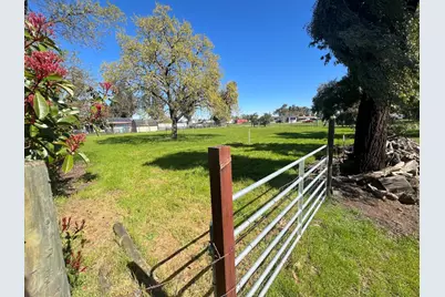 14076 Saradale Lane, Galt, CA 95632 - Photo 27