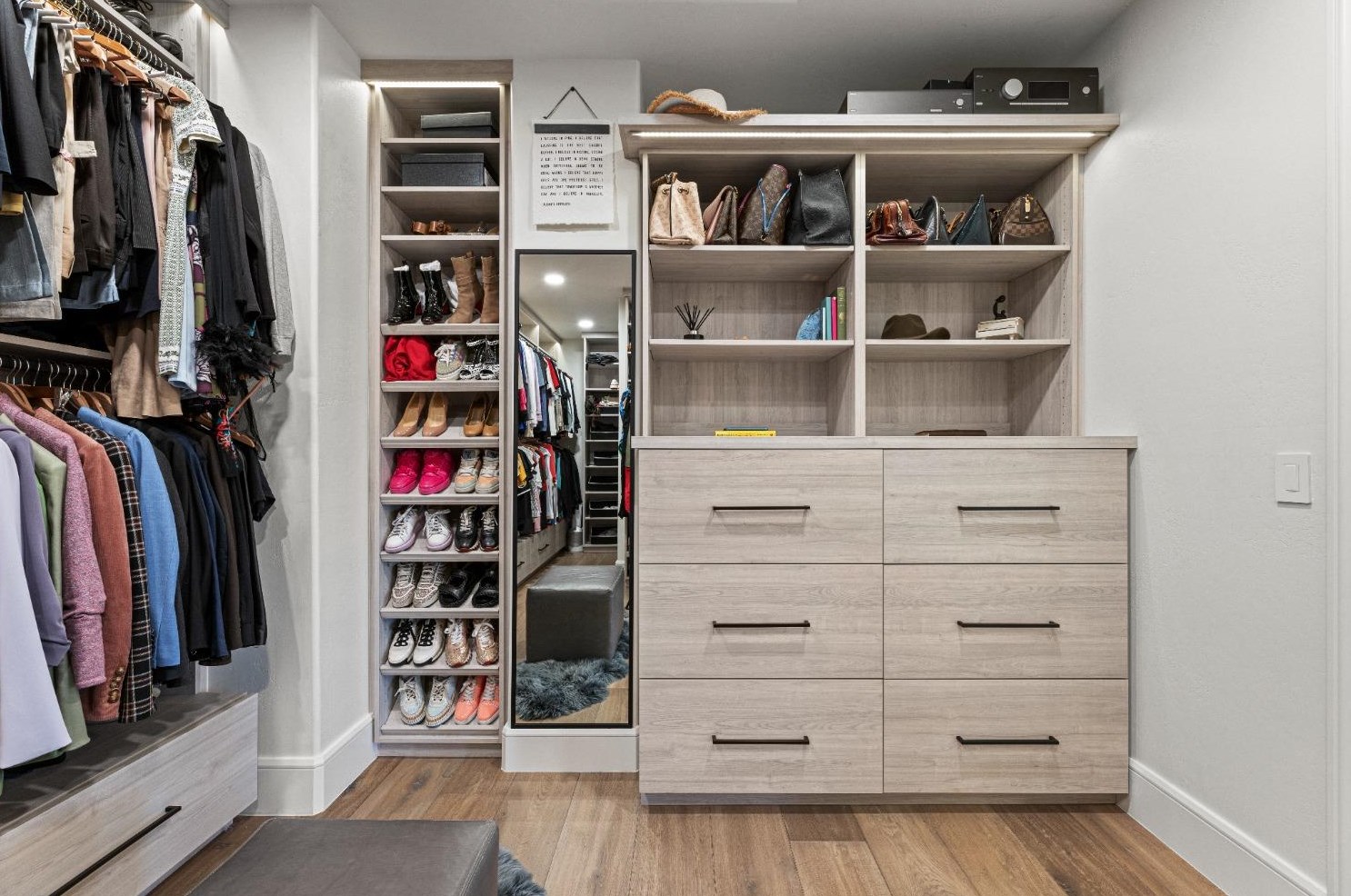 236 Socrates Pl, Folsom CA 95762-3957 exterior