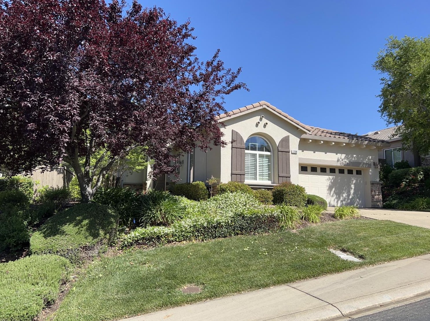 1208 Villagio Dr, Folsom CA  95762-5529 exterior