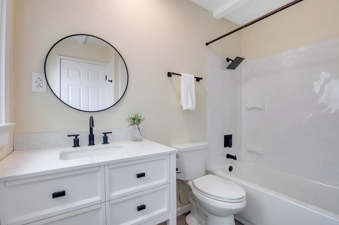 752 Jewell Ave, Yuba City CA  95991-5433 exterior