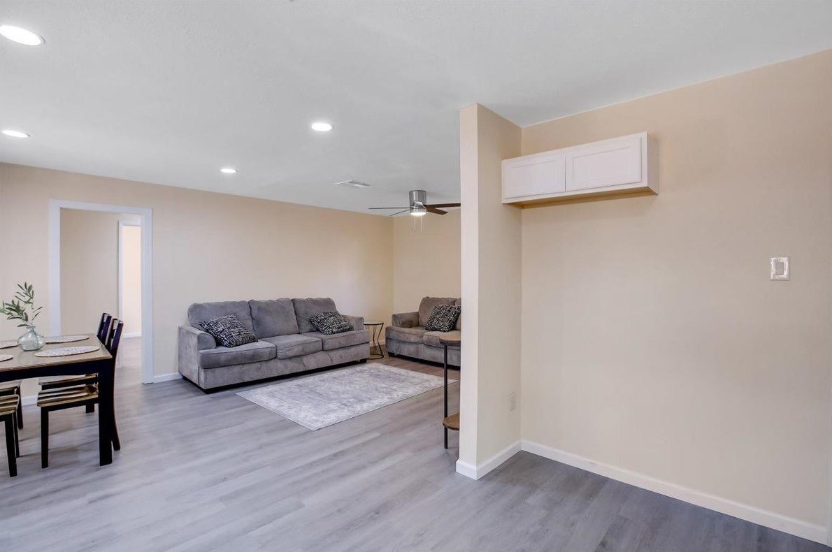 752 Jewell Ave, Yuba City CA  95991-5433 exterior