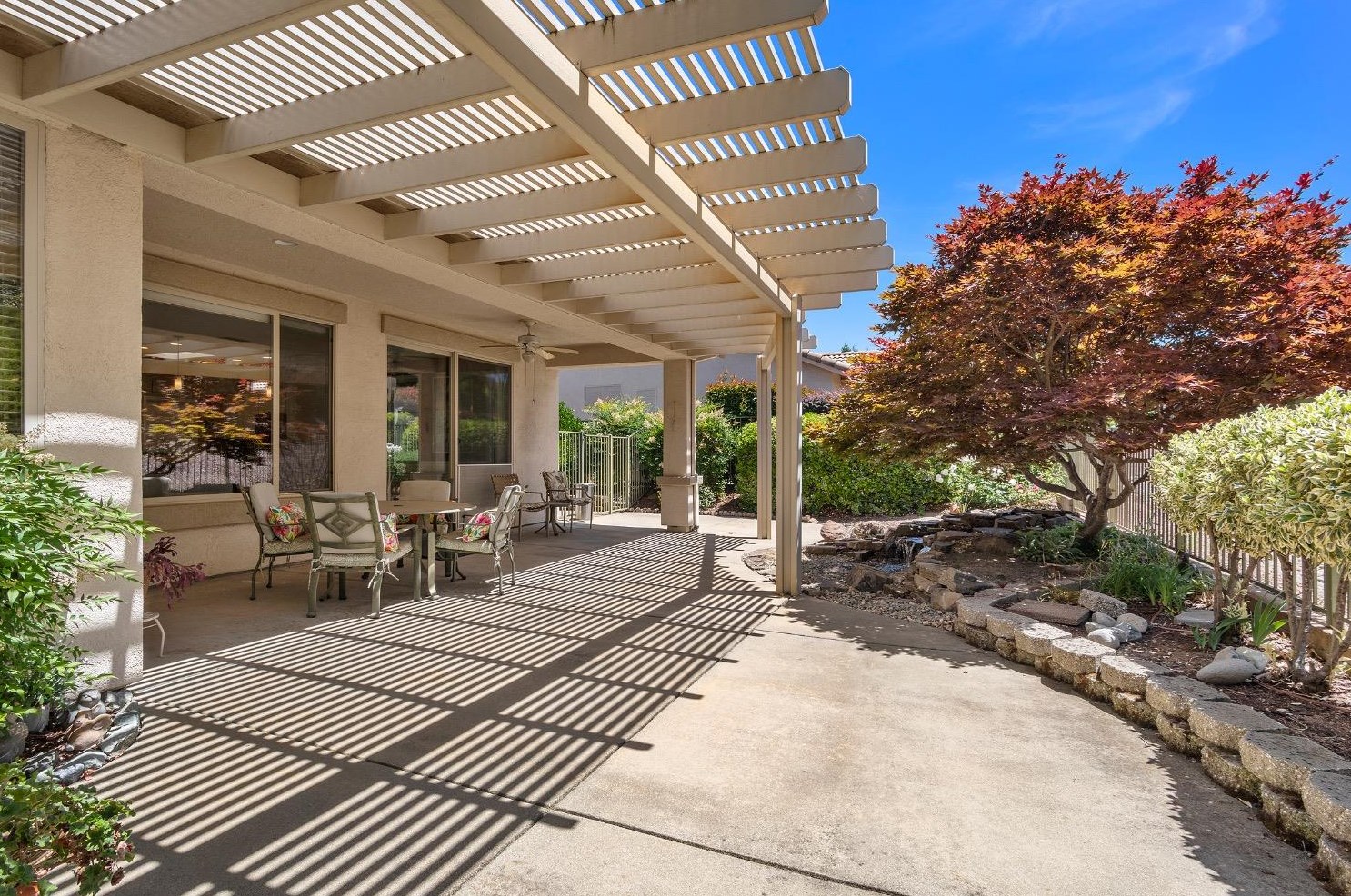 1573 Summerhill Ln, Lincoln CA  95648-8348 exterior