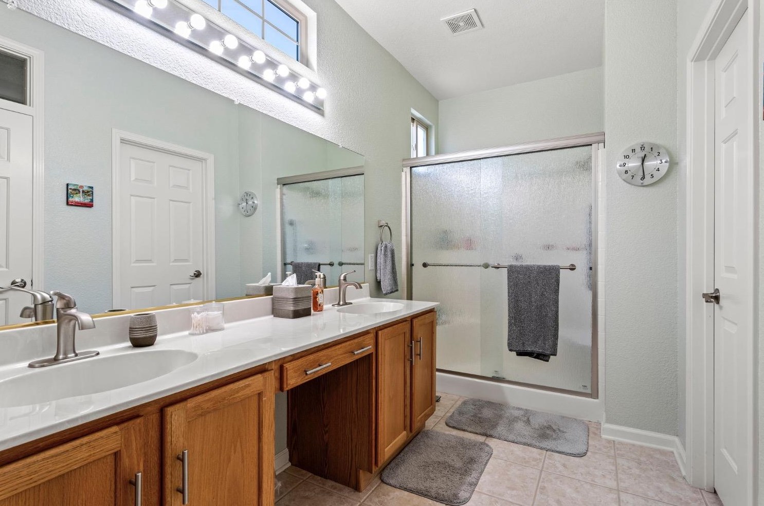 320 Shepherds Ct, Lincoln CA  95648-8601 exterior