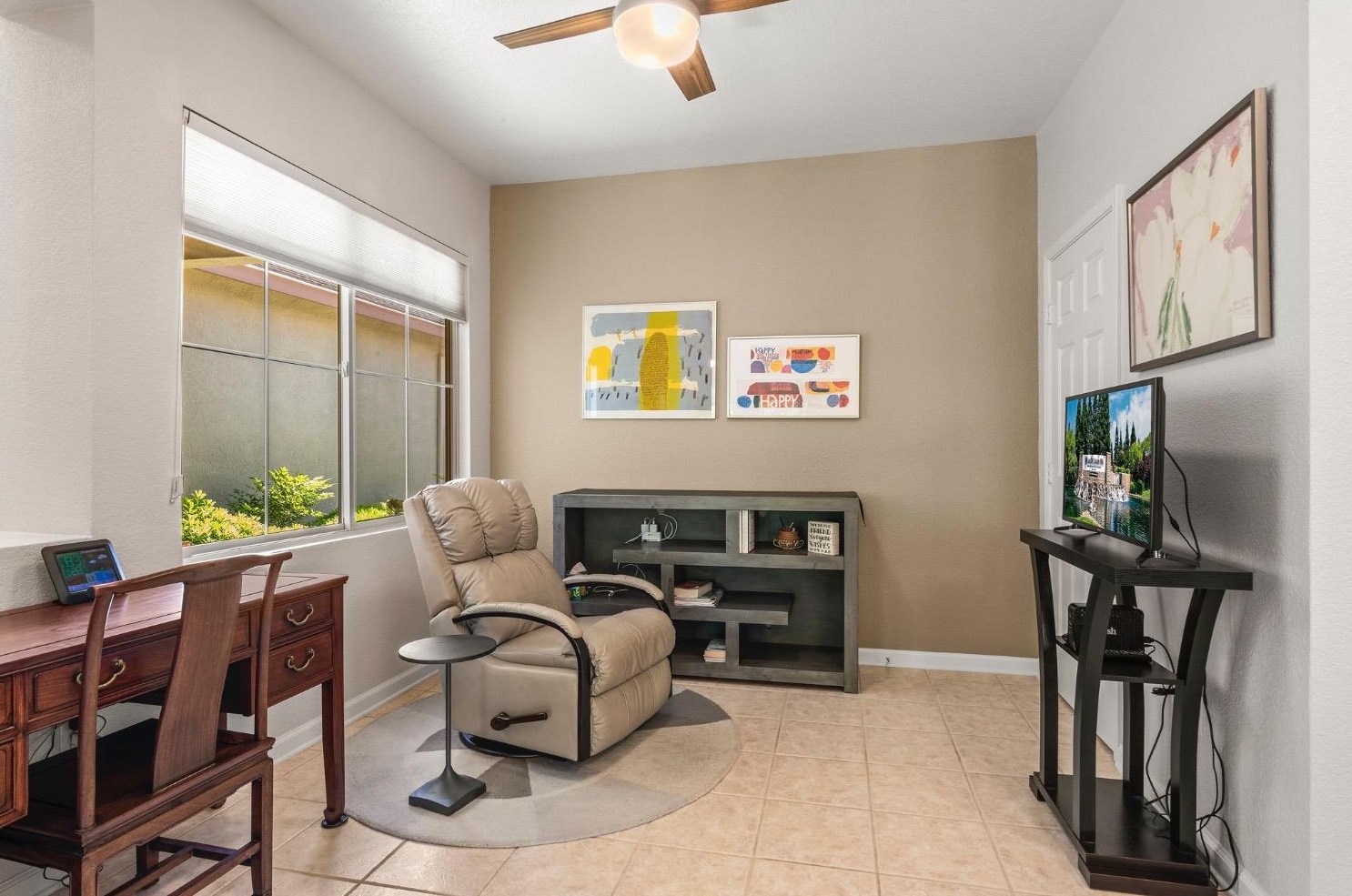 320 Shepherds Ct, Lincoln CA  95648-8601 exterior