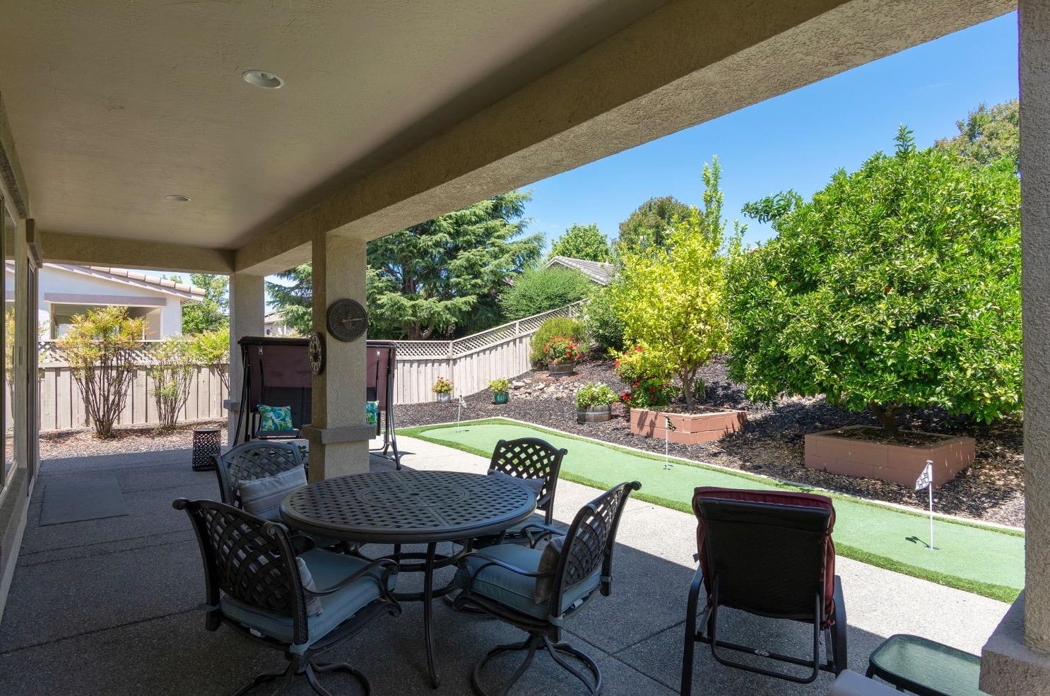 320 Shepherds Ct, Lincoln CA  95648-8601 exterior