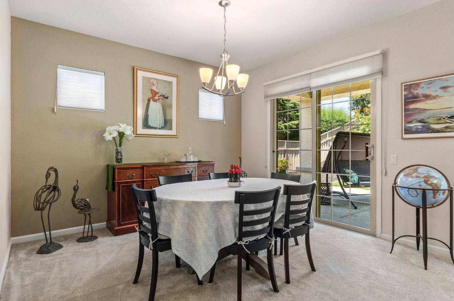 320 Shepherds Ct, Lincoln CA  95648-8601 exterior