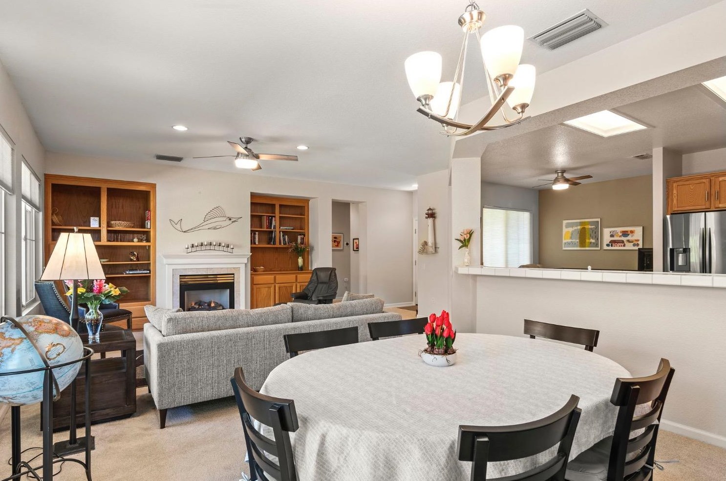 320 Shepherds Ct, Lincoln CA  95648-8601 exterior