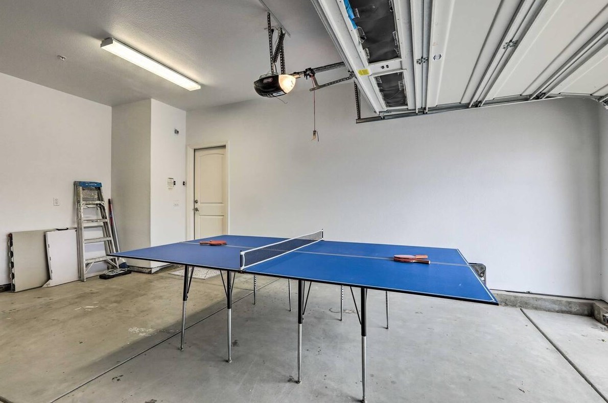 4120 Ice House Way, Roseville CA 95747-8919 exterior