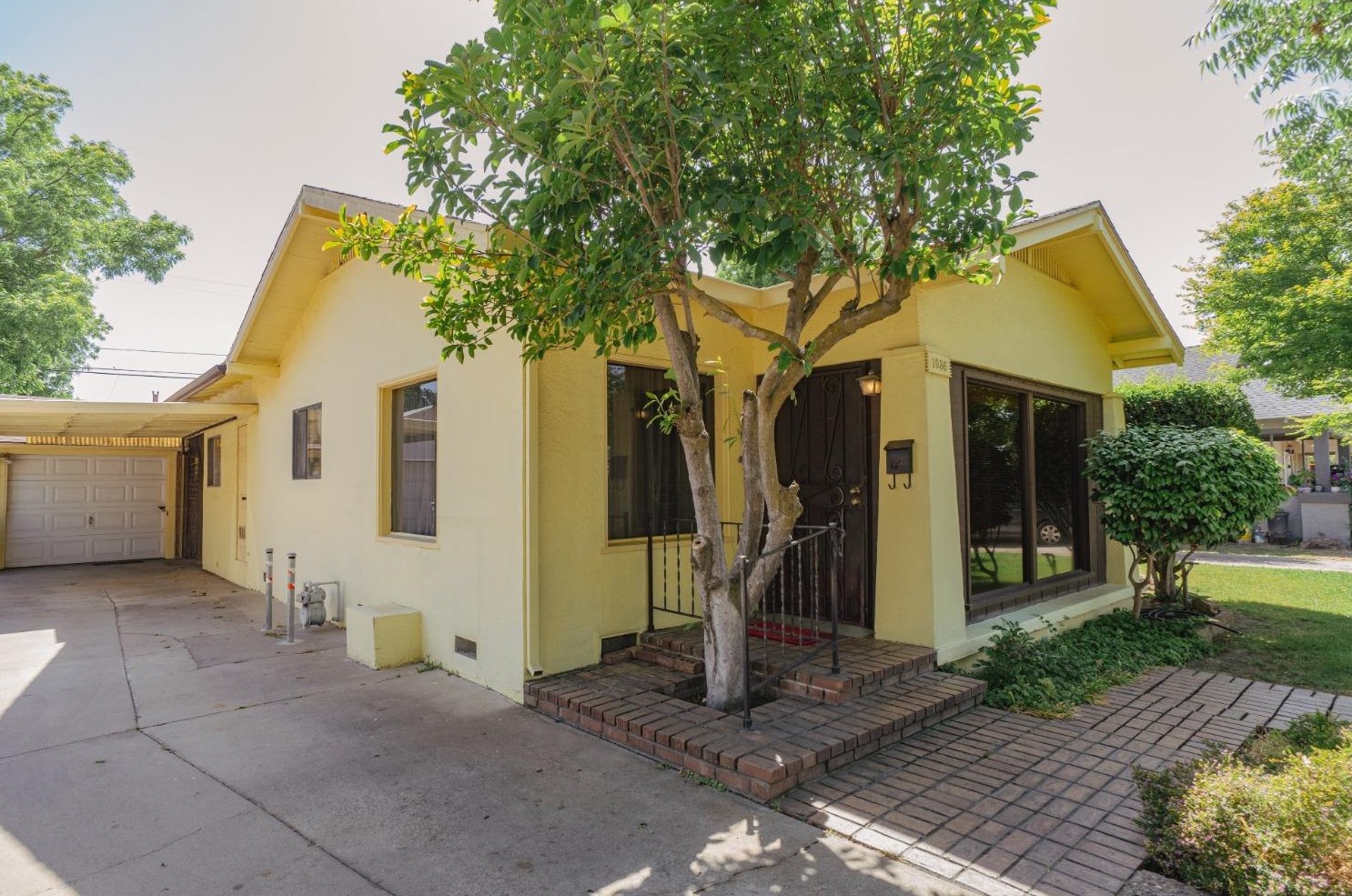 1036 12th St, Merced CA  95341-5813 exterior