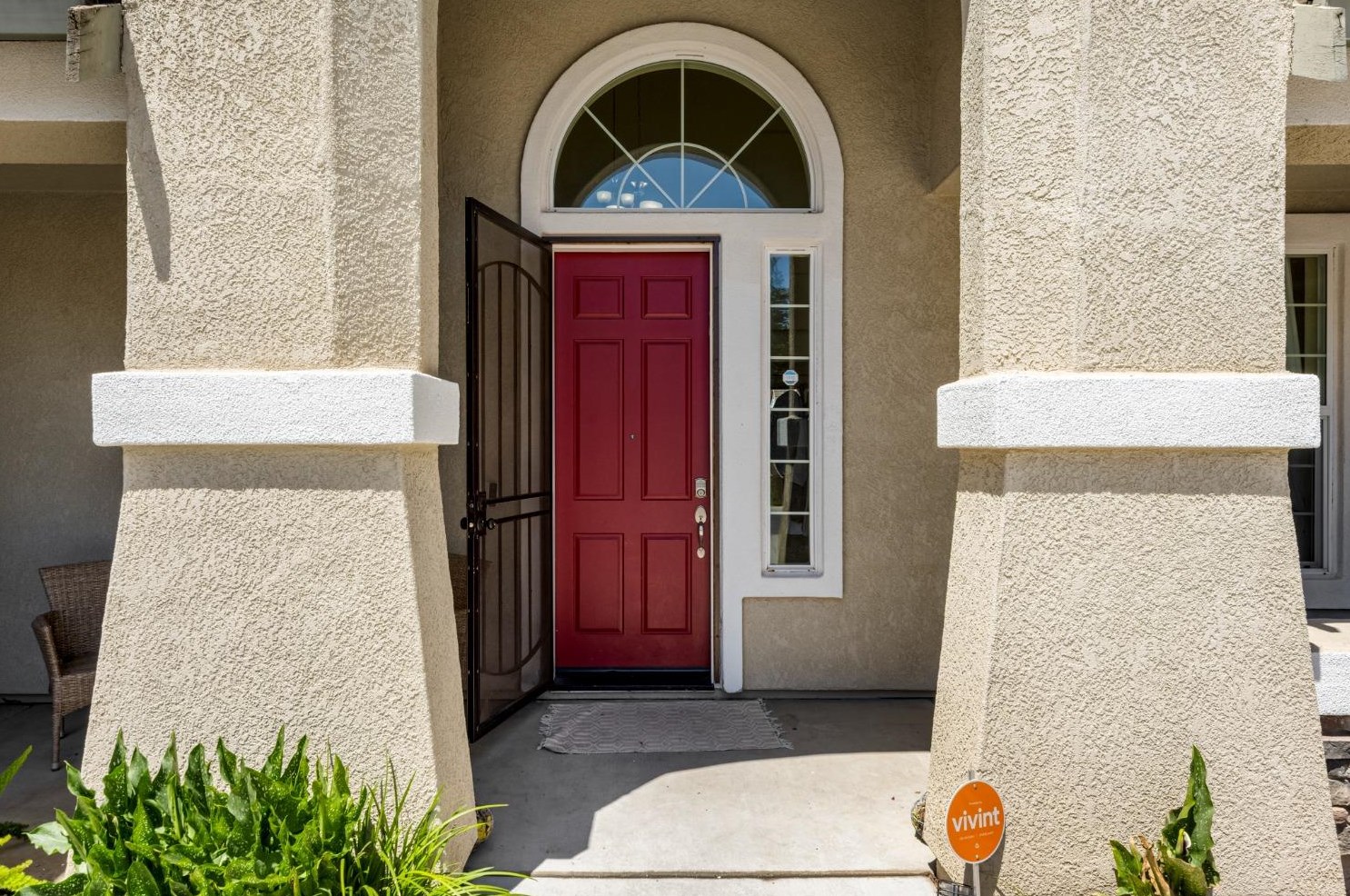 9980 Shiraz Pl, Elk Grove CA  exterior