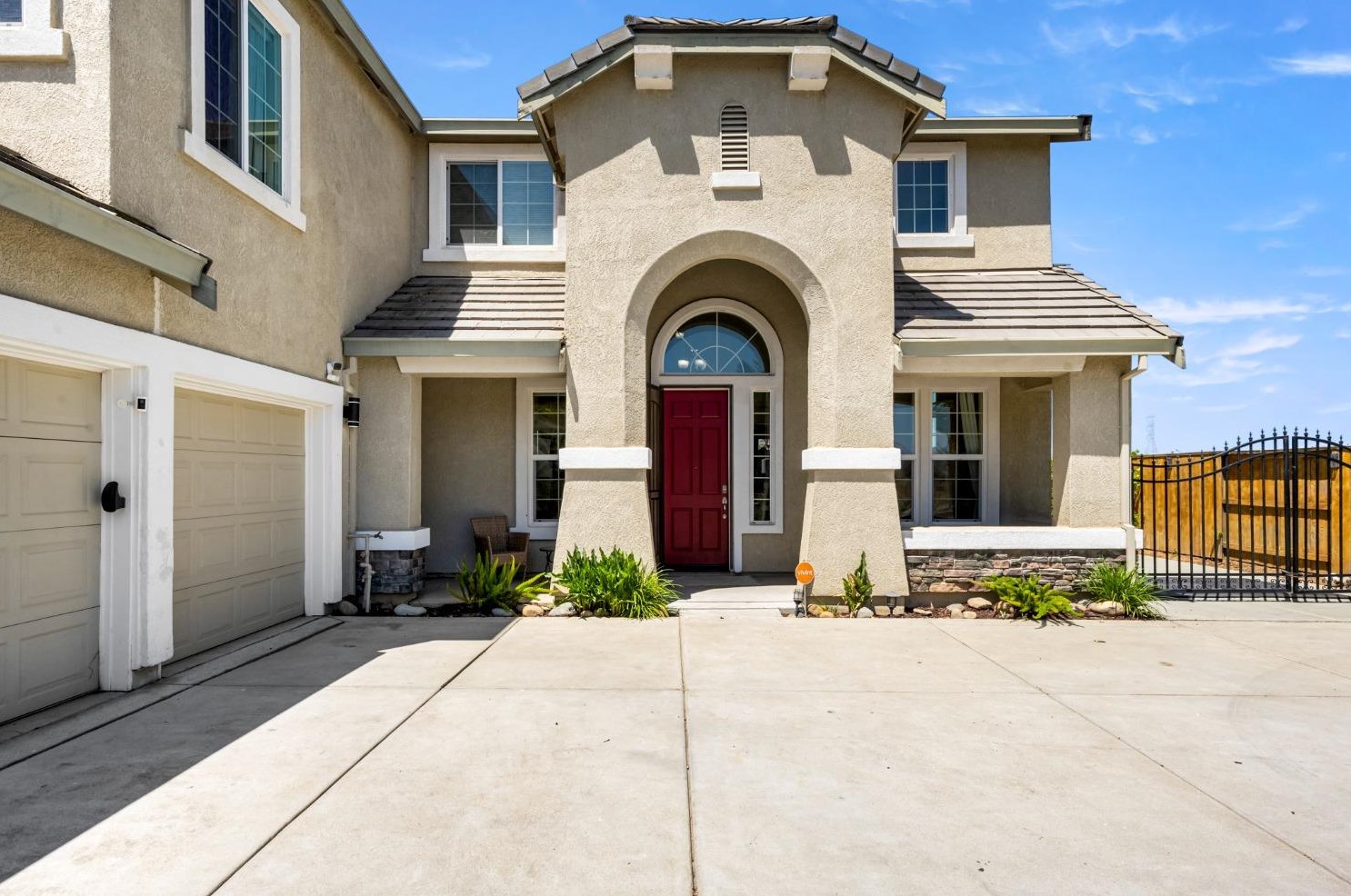 9980 Shiraz Pl, Elk Grove CA  exterior