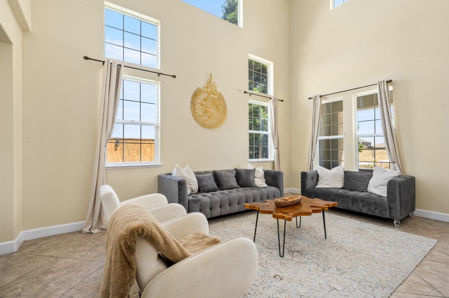 9980 Shiraz Pl, Elk Grove CA  exterior