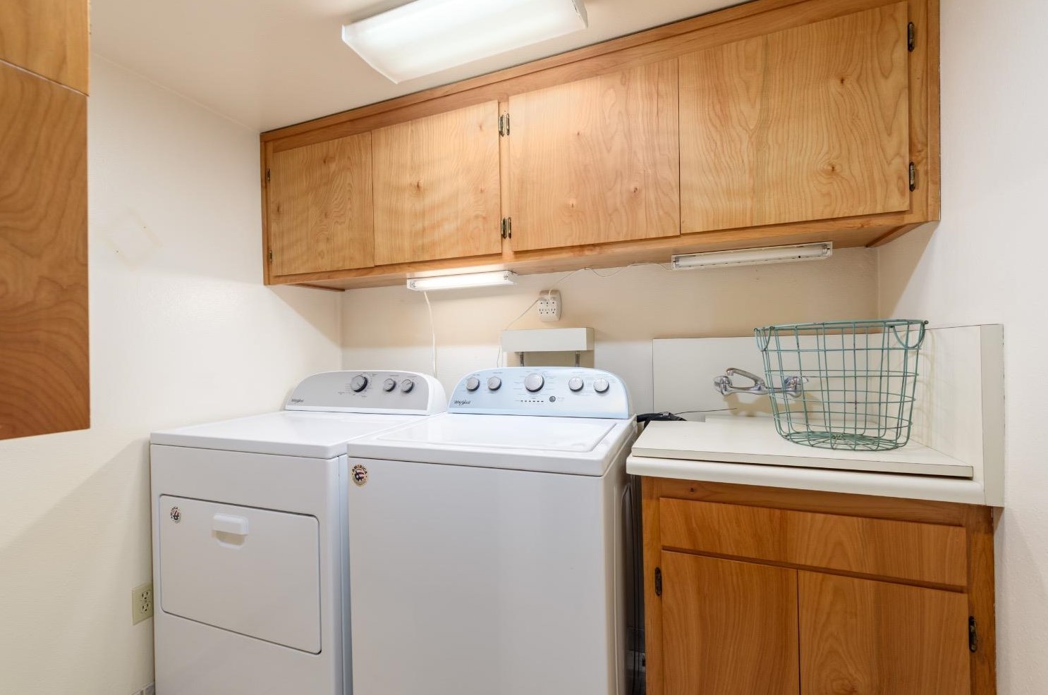 1212 St, Woodland CA  95695-2659 exterior