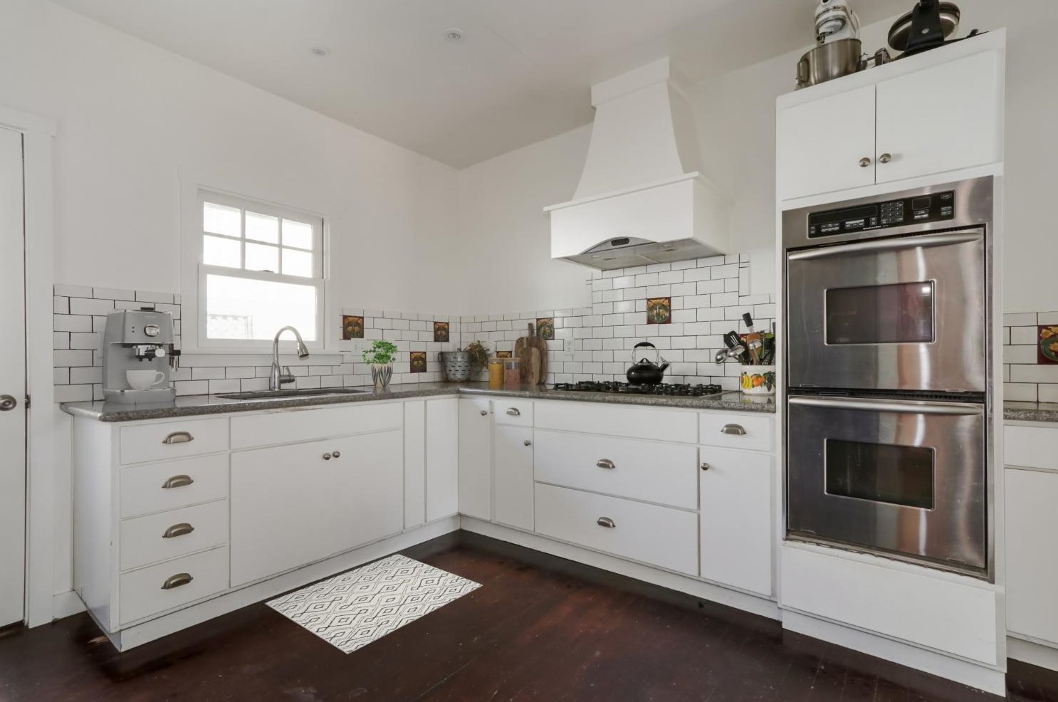 152 St, Woodland CA  95695-3132 exterior