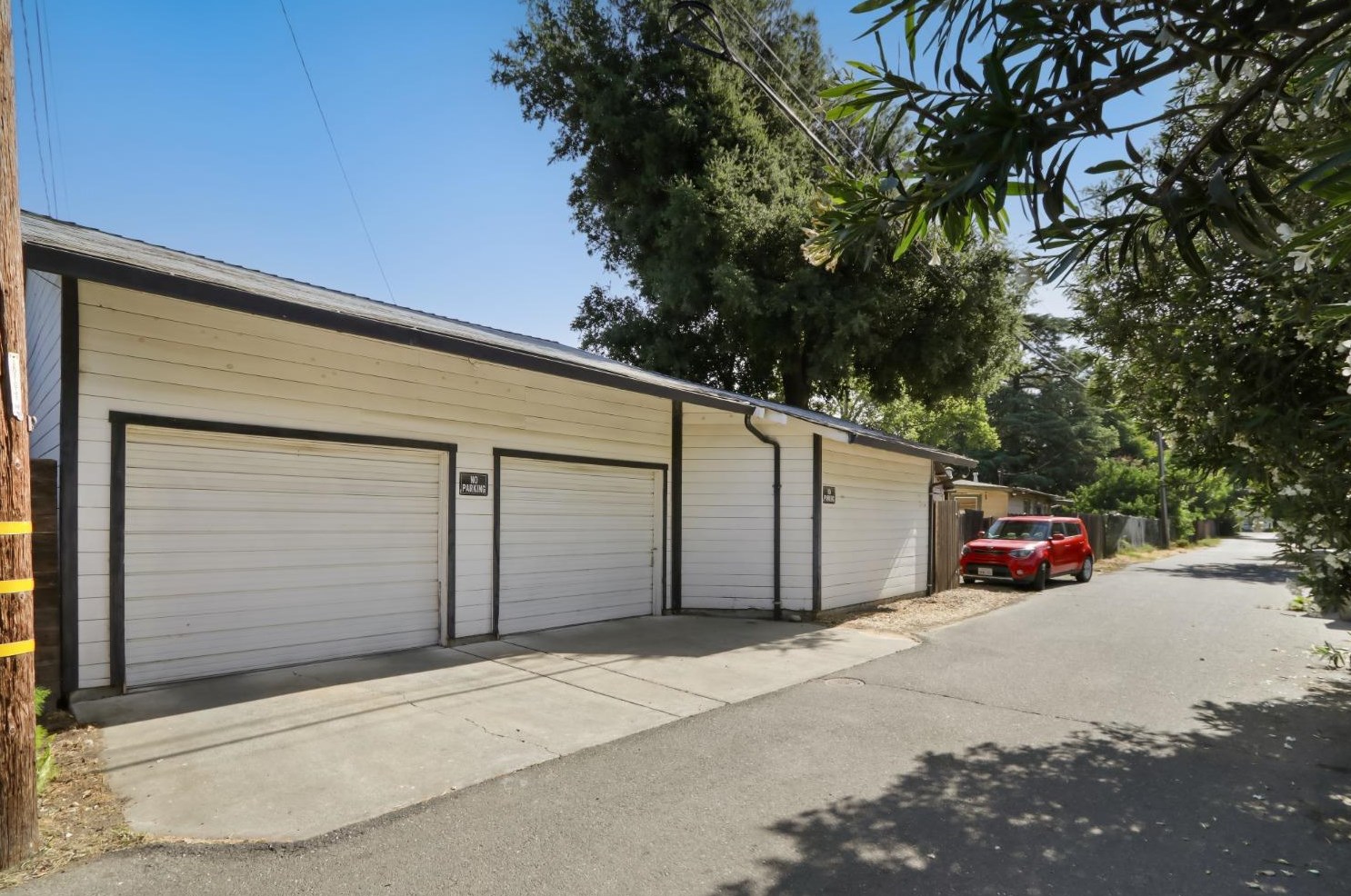 152 St, Woodland CA  95695-3132 exterior
