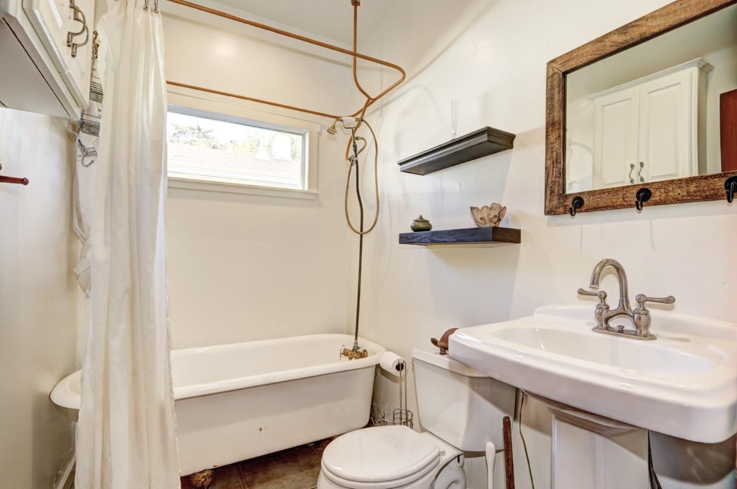 152 St, Woodland CA  95695-3132 exterior