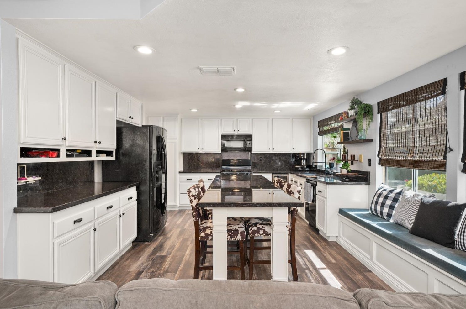 3120 Strand Rd, Rocklin CA  95765-4320 exterior