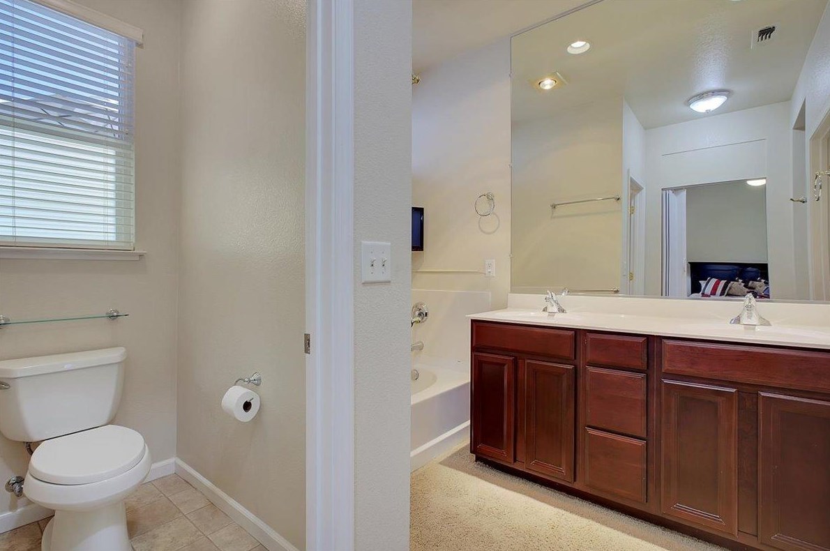 2347 Oregon Way, Yuba City CA  95991-8464 exterior