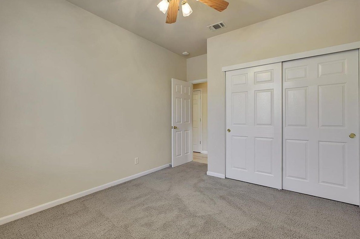 2347 Oregon Way, Yuba City CA  95991-8464 exterior
