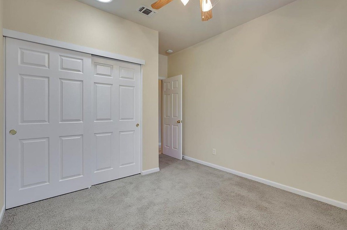 2347 Oregon Way, Yuba City CA  95991-8464 exterior