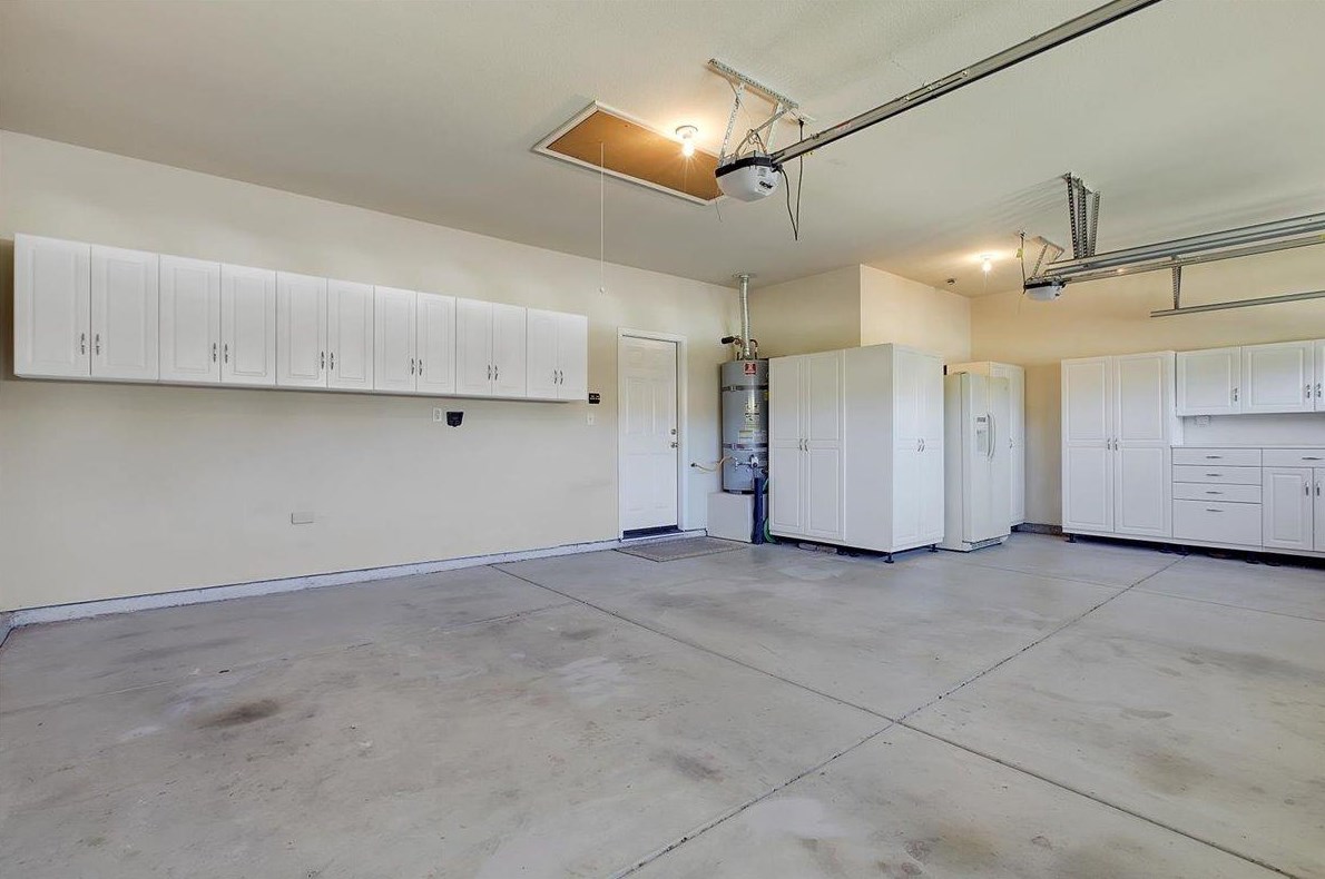 2347 Oregon Way, Yuba City CA  95991-8464 exterior