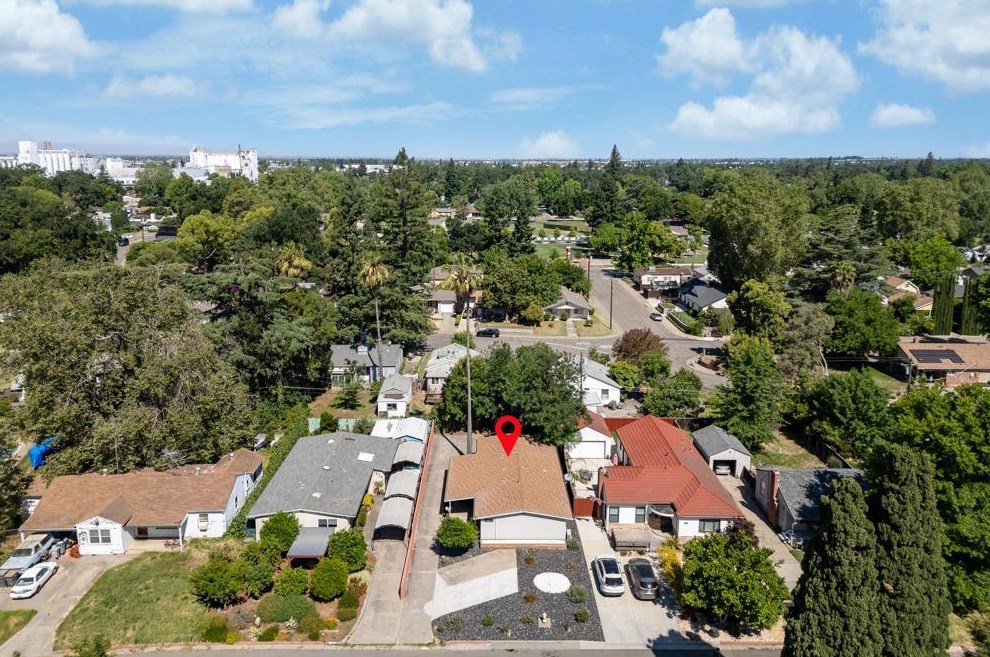 1920 Vermont Ave, West Sacramento CA  95691-4147 exterior