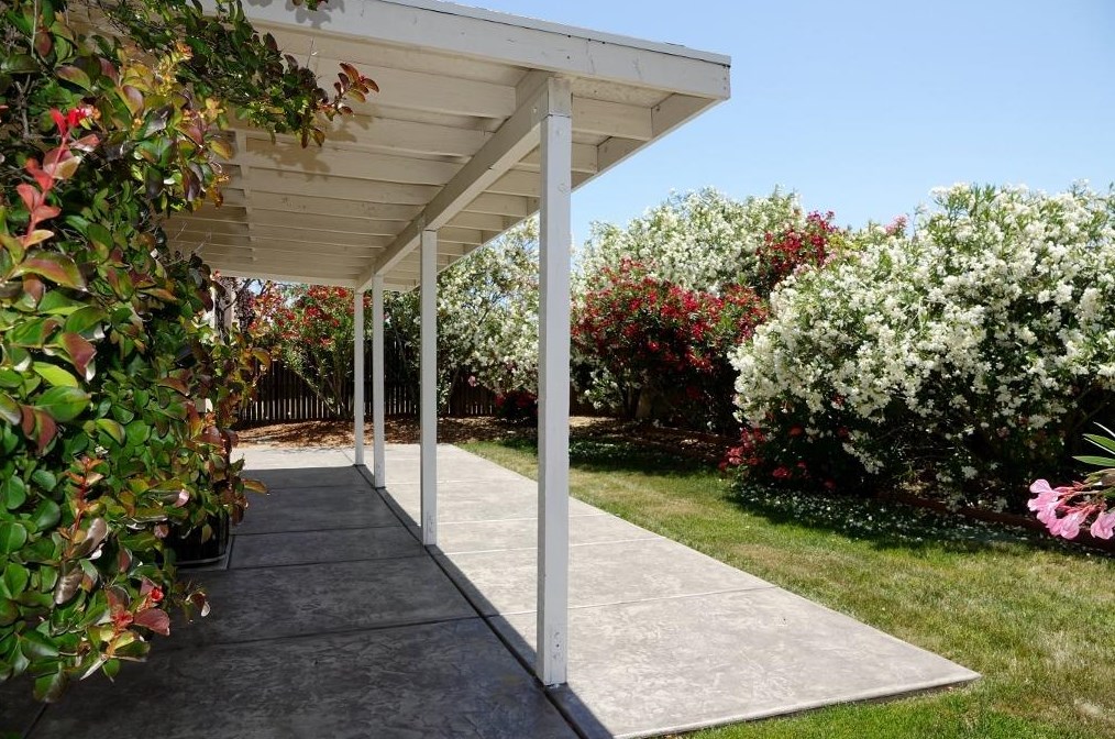 3352 Chapelle Dr, Roseville CA  95661-3950 exterior