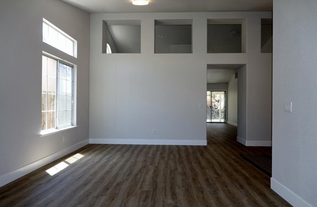 3352 Chapelle Dr, Roseville CA  95661-3950 exterior