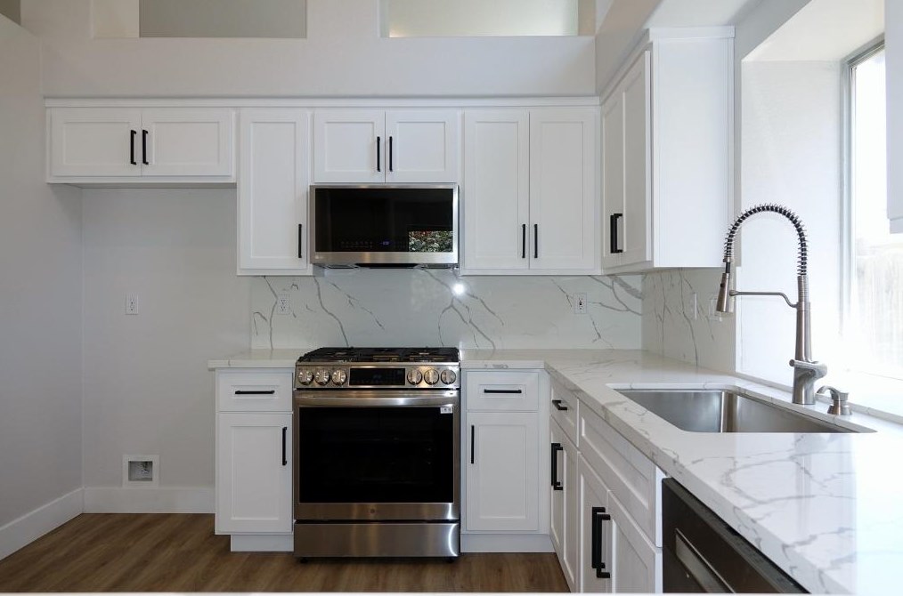 3352 Chapelle Dr, Roseville CA  95661-3950 exterior