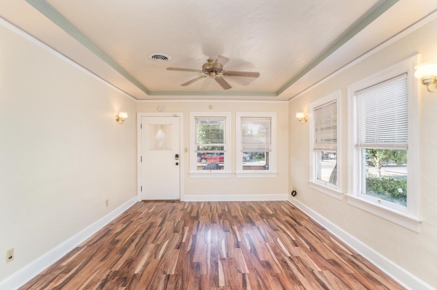 648 Franklin Ave, Yuba City CA  95991-5456 exterior