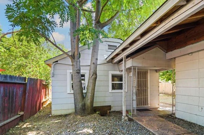 4501 48th St, Sacramento CA  95820-4507 exterior