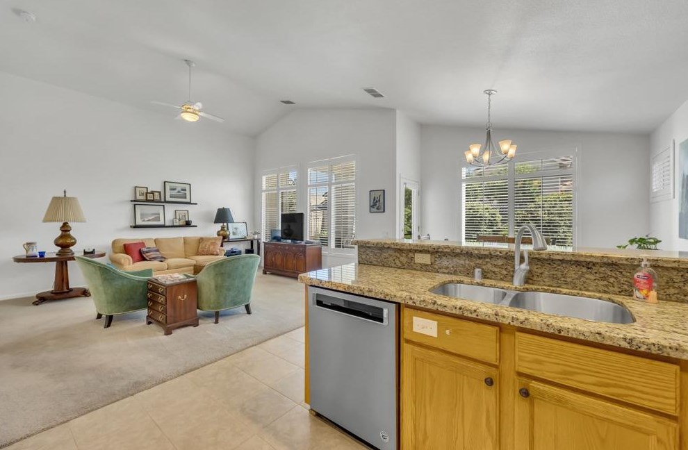 5265 Angelrock Loop, Roseville CA  95747-8251 exterior