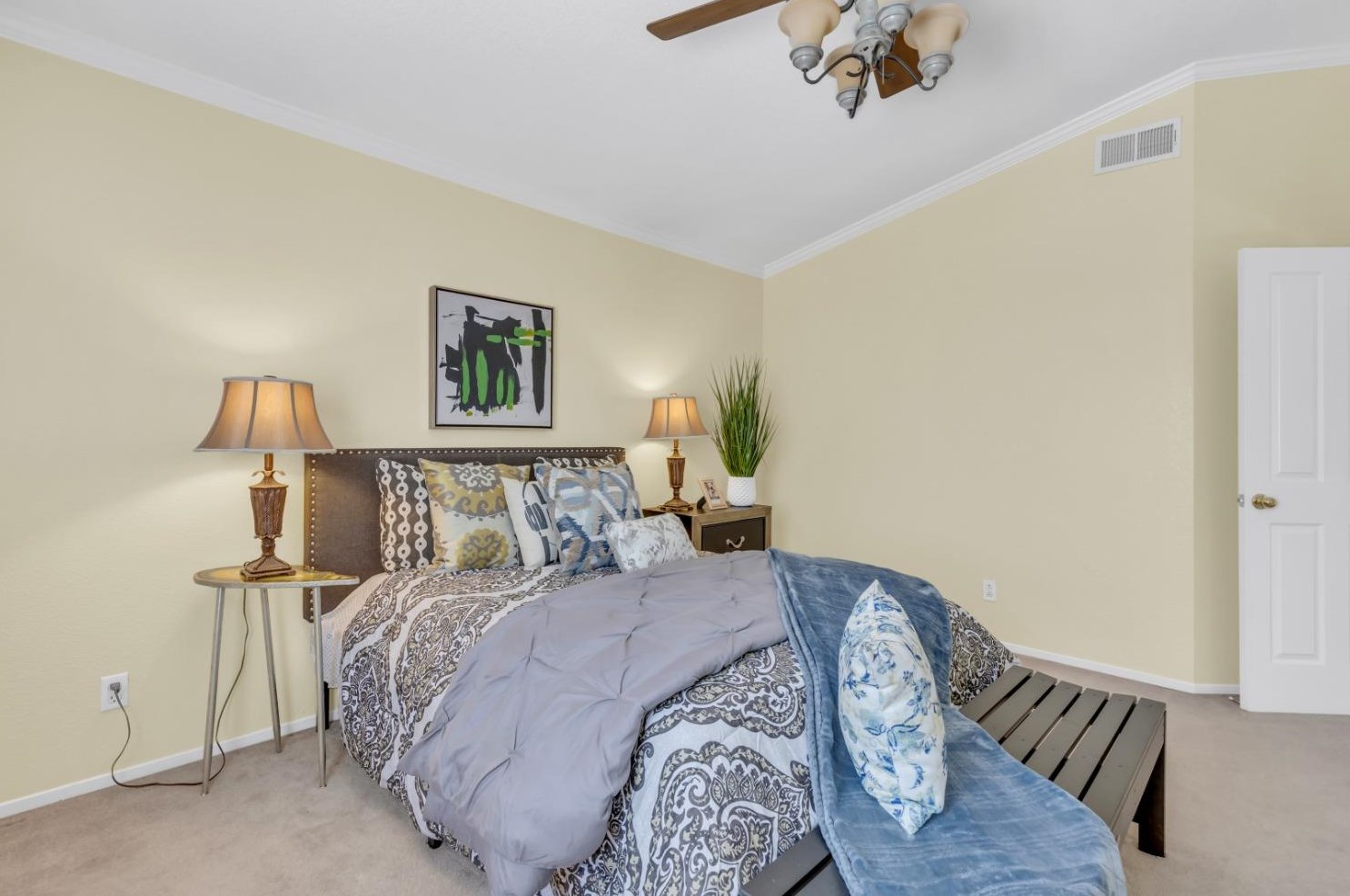 8425 Zachis Way, Sacramento CA  95843-5891 exterior