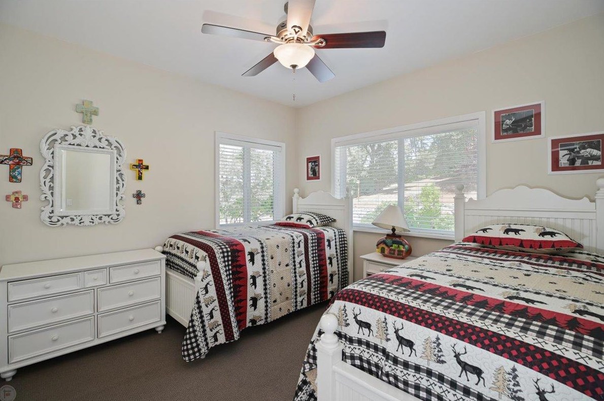 18444 Mika Ln, Sonora CA  95370-8662 exterior