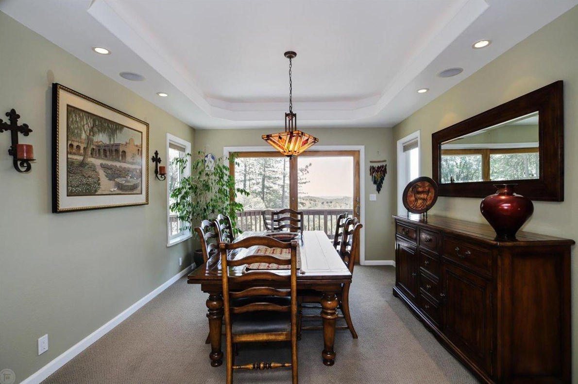 18444 Mika Ln, Sonora CA  95370-8662 exterior