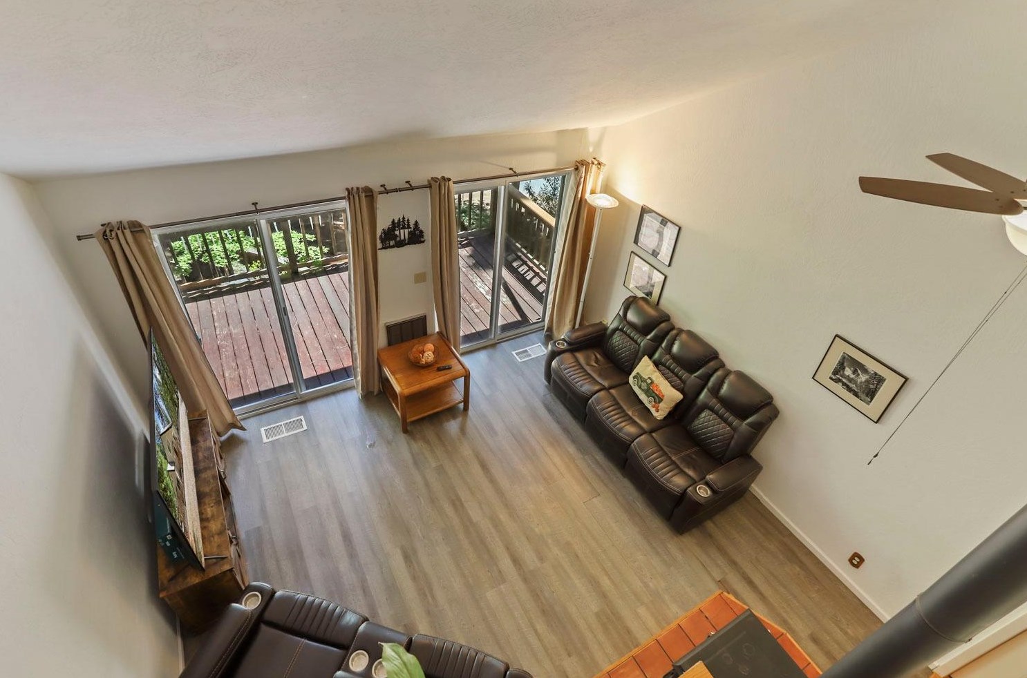 27281 Barton Rd, Pioneer CA  95666-9668 exterior