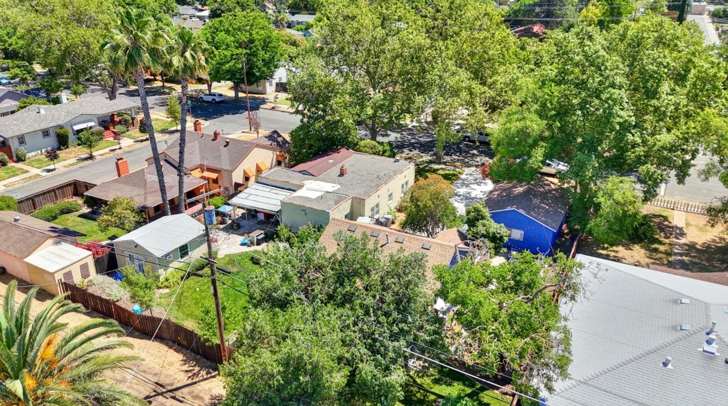 4316 55th St, Sacramento CA  95820-4149 exterior