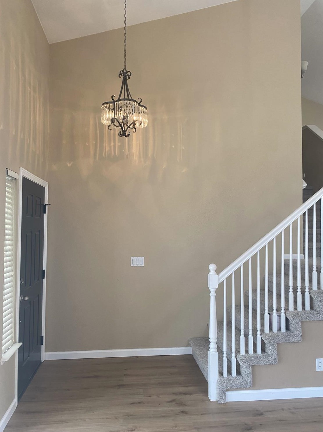 5638 Onyx Dr, Rocklin CA  95677-4742 exterior