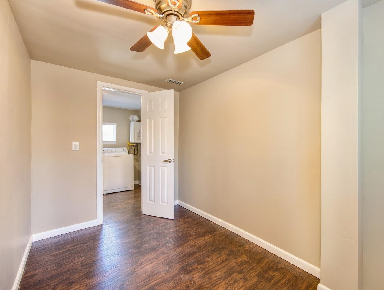 128 Birch St, Roseville CA  95678-2576 exterior