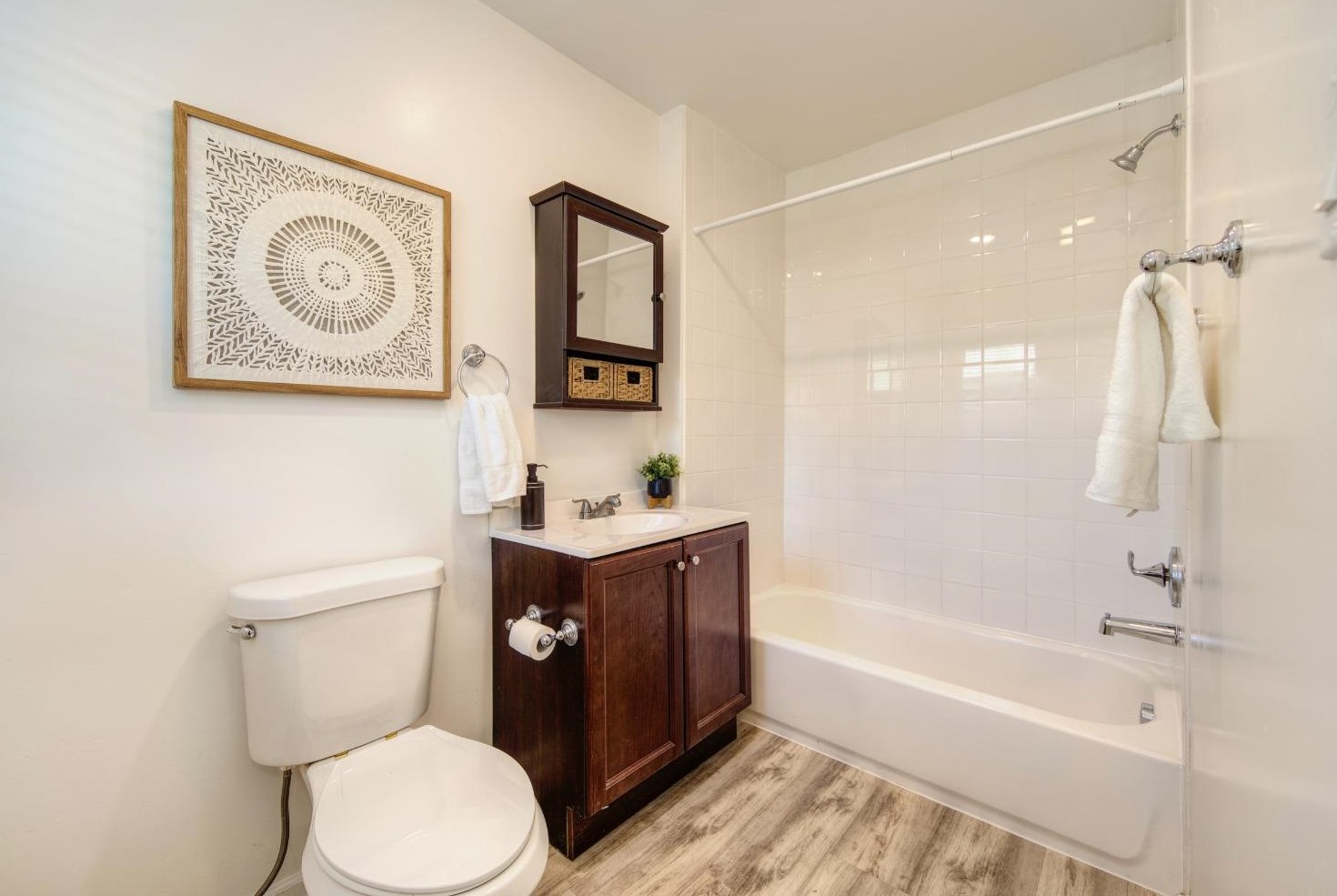 128 Birch St, Roseville CA  95678-2576 exterior