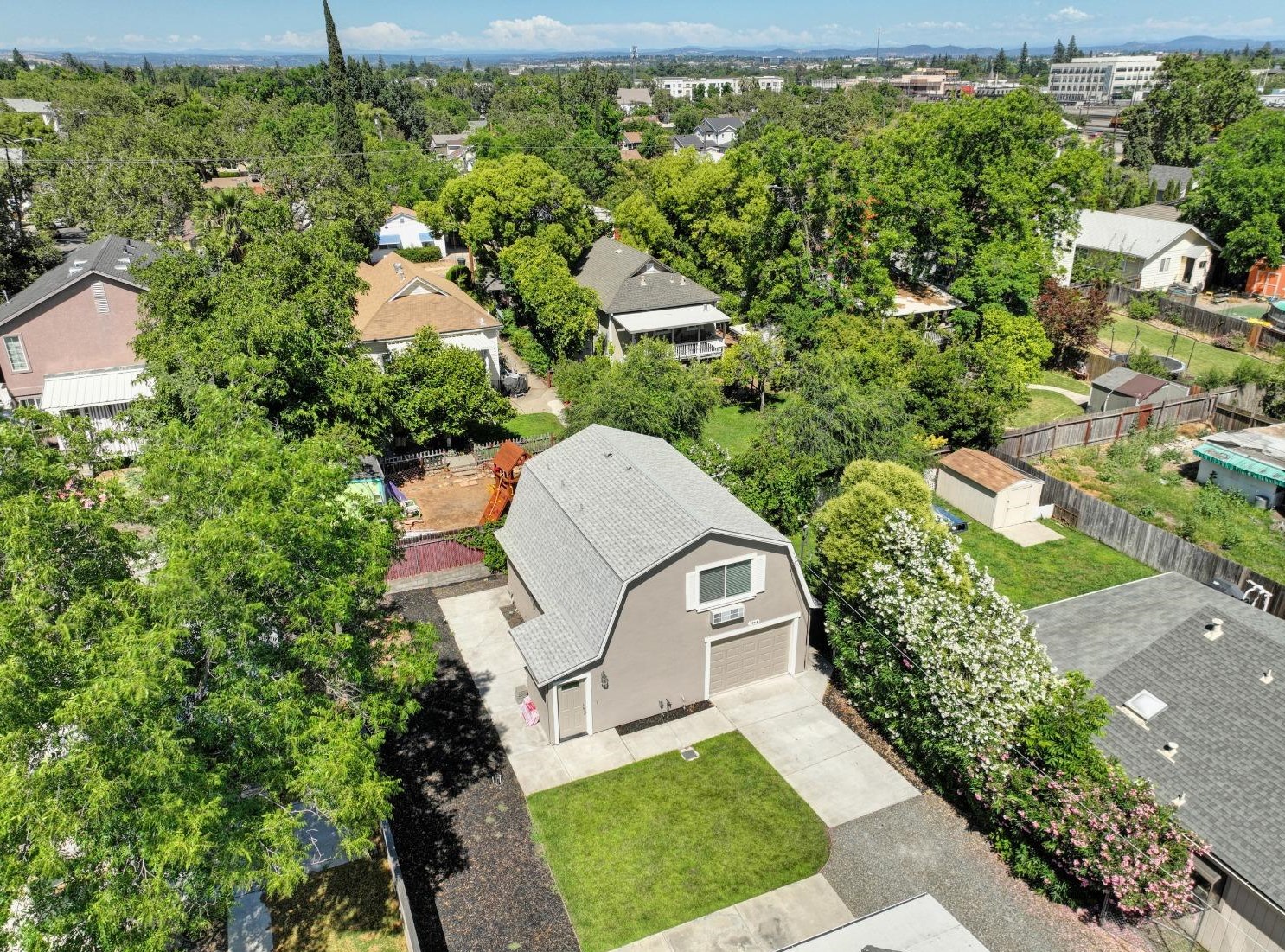 128 Birch St, Roseville CA  95678-2576 exterior