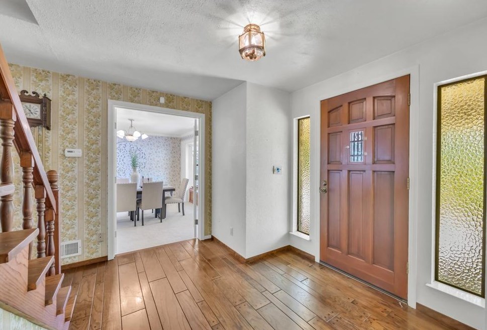 8844 Fargo Ln, Roseville CA  95746-9671 exterior