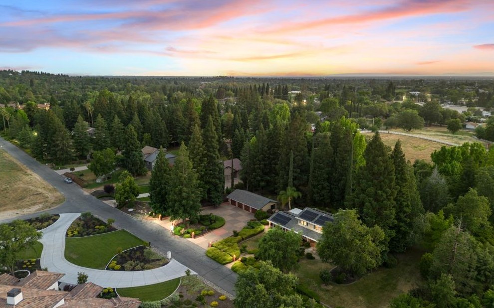 8844 Fargo Ln, Roseville CA  95746-9671 exterior