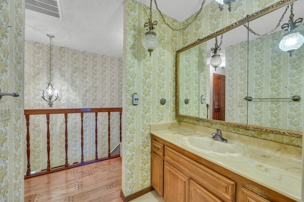 8844 Fargo Ln, Roseville CA  95746-9671 exterior