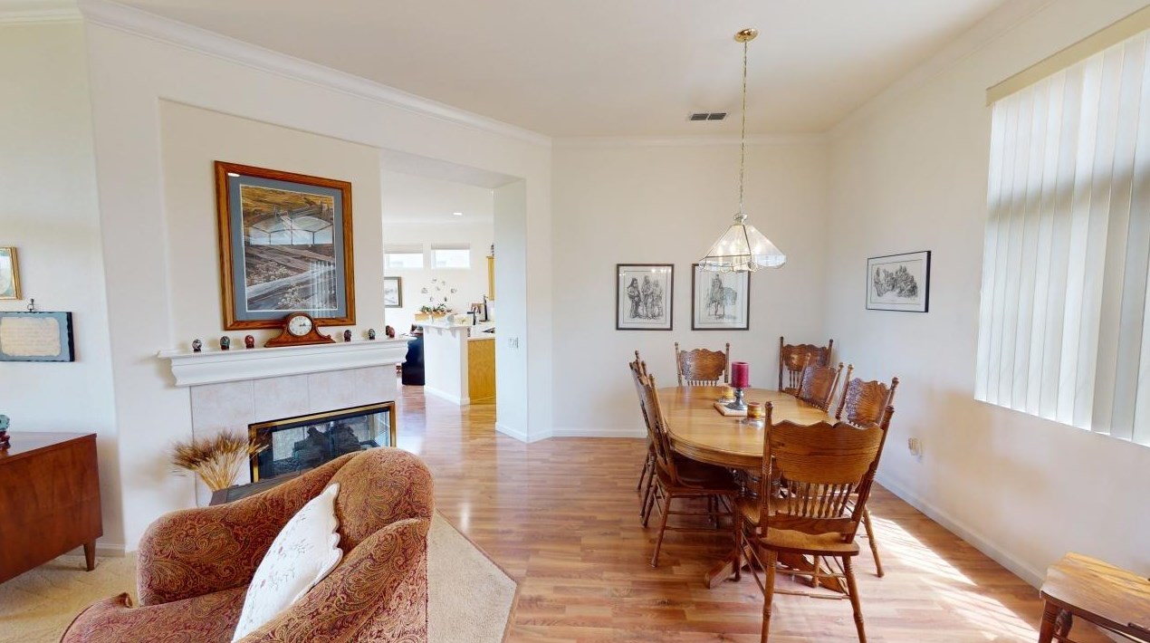 7628 Goose Mdw Way, Roseville CA  95747-8179 exterior