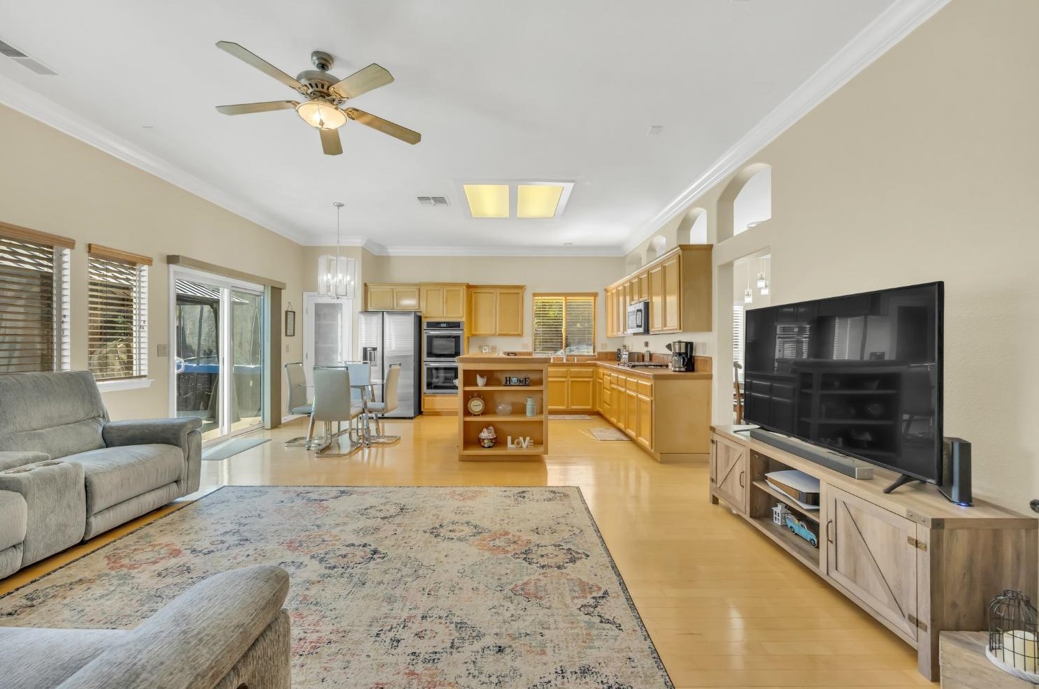 1908 Mckinley St, Rocklin CA  95765-5853 exterior