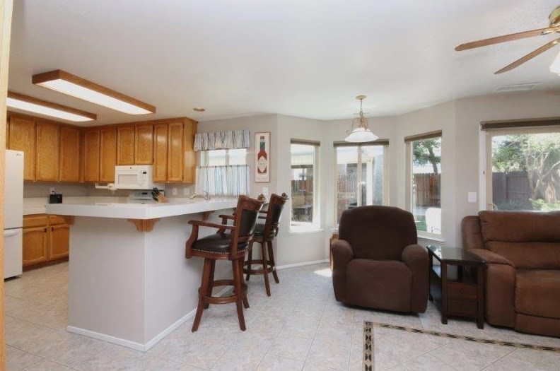 4708 Story Way, Elk Grove CA  95758-5117 exterior