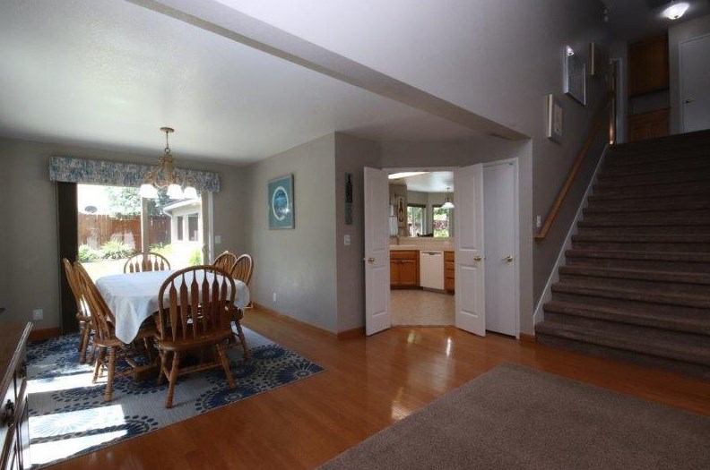 4708 Story Way, Elk Grove CA  95758-5117 exterior